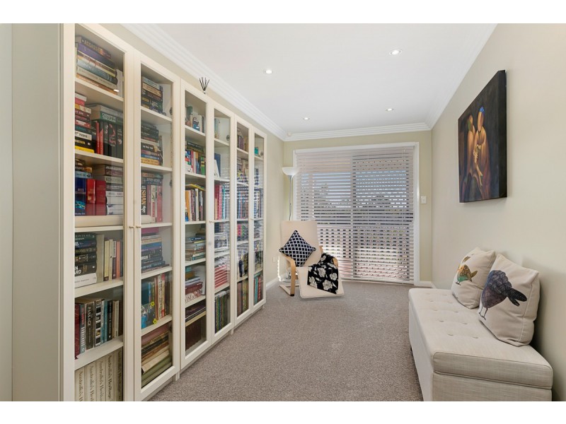 7 Wells Court, Ormiston QLD 4160