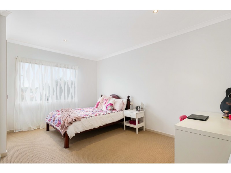 20 Watervale Drive, Redland Bay QLD 4165
