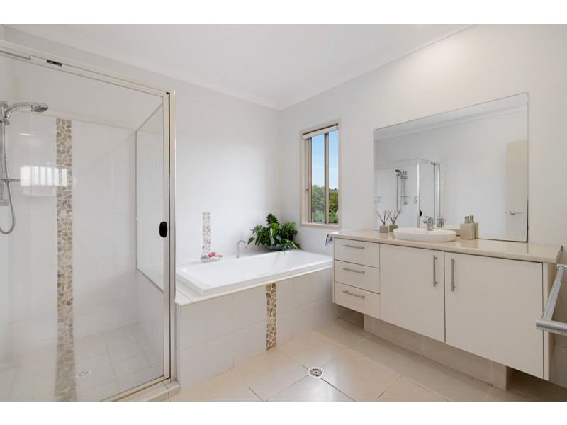 20 Watervale Drive, Redland Bay QLD 4165