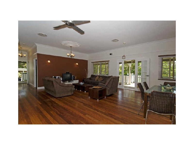 30 Muriel Street, Redland Bay QLD 4165