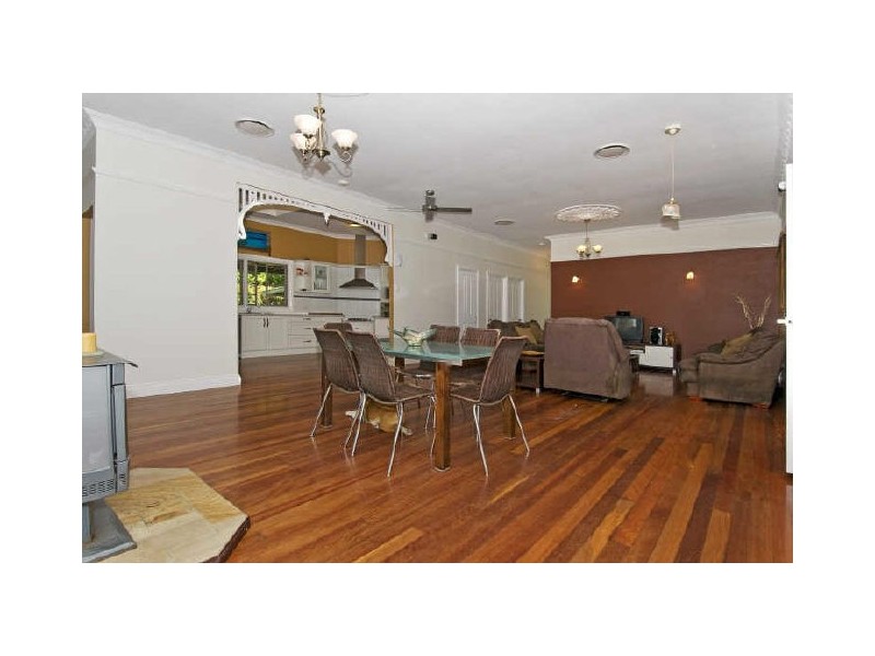 30 Muriel Street, Redland Bay QLD 4165