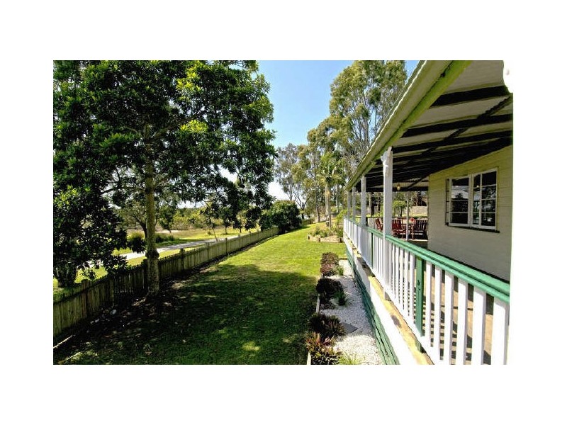 30 Muriel Street, Redland Bay QLD 4165