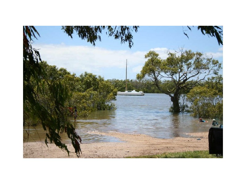 30 Muriel Street, Redland Bay QLD 4165