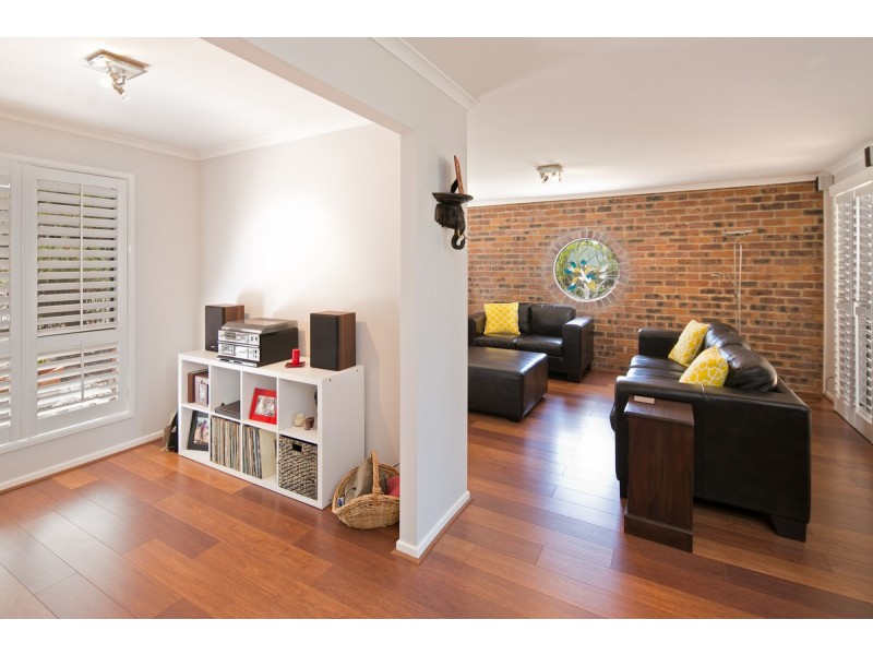 2 Raven Street, Victoria Point QLD 4165