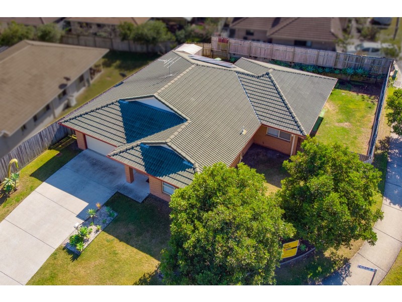 97 Carinyan Drive, Birkdale QLD 4159