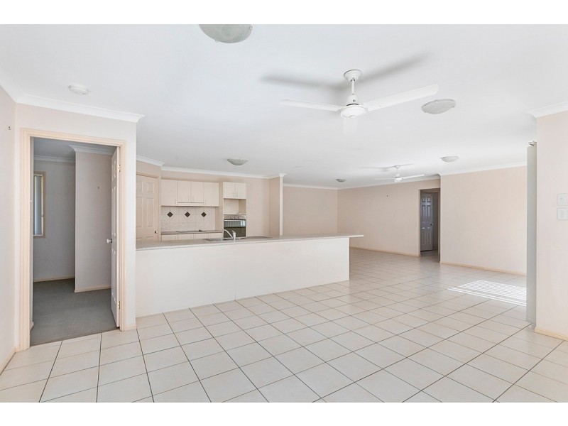 97 Carinyan Drive, Birkdale QLD 4159