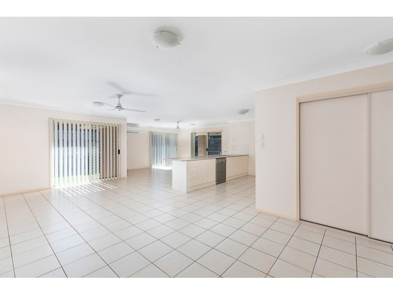 97 Carinyan Drive, Birkdale QLD 4159