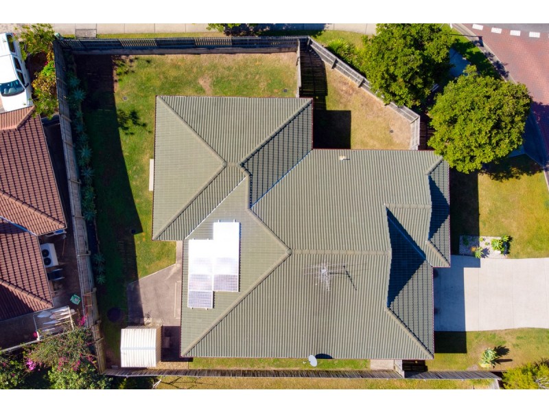97 Carinyan Drive, Birkdale QLD 4159
