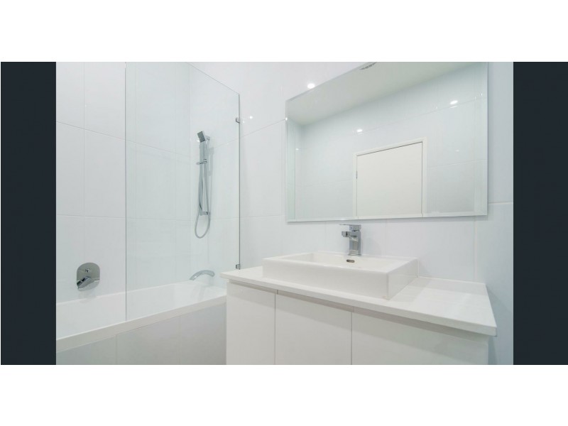 16 Birdie Place, Carbrook QLD 4130