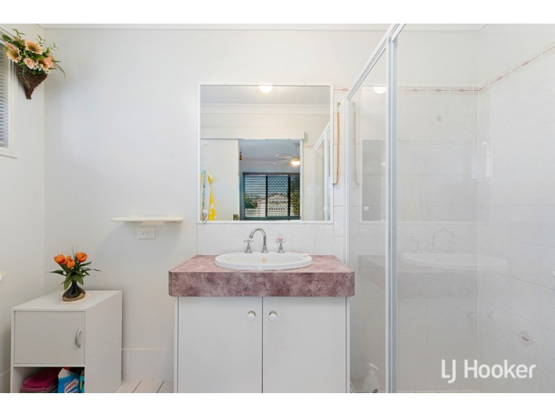 24 Grandis Crescent, Victoria Point QLD 4165