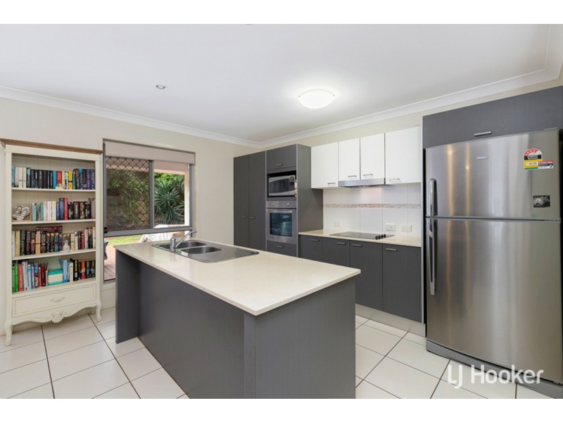 19 Aquila Street, Redland Bay QLD 4165