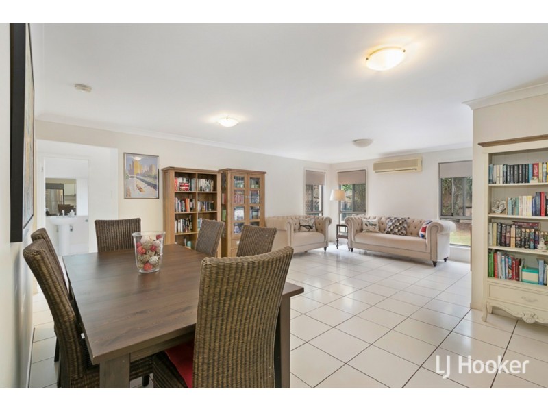 19 Aquila Street, Redland Bay QLD 4165