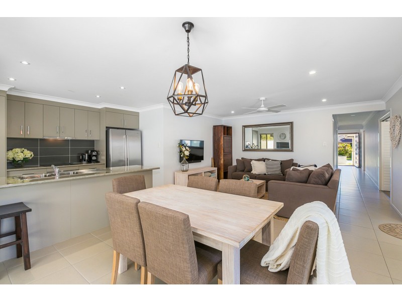 56 Jerrys Place, Thornlands QLD 4164