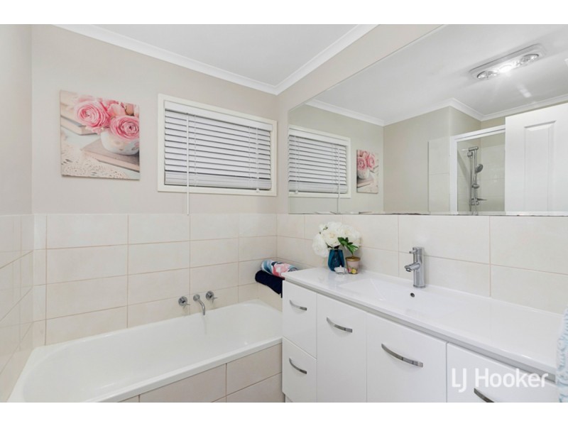 4 Wren Street, Birkdale QLD 4159