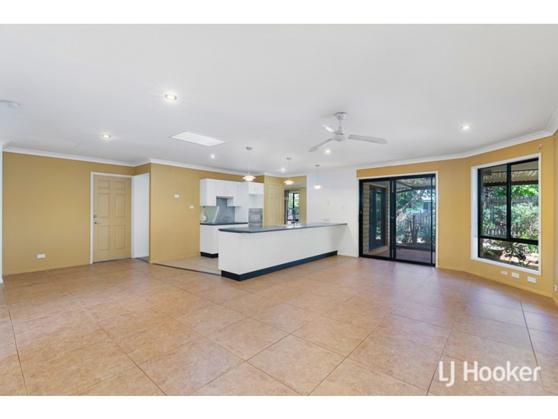 1 Albatross Street, Victoria Point QLD 4165