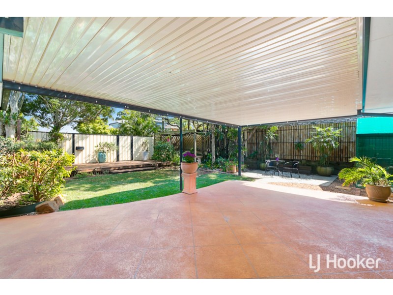 1 Albatross Street, Victoria Point QLD 4165
