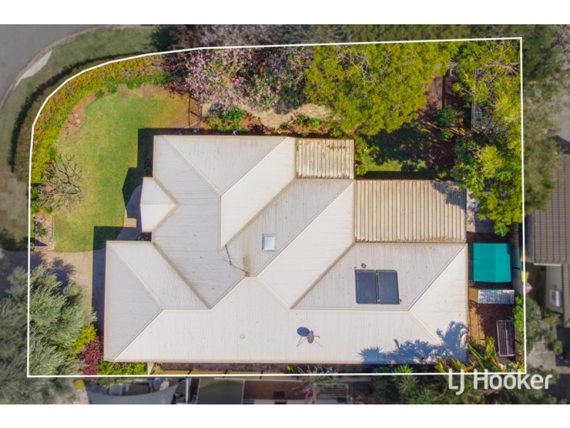 1 Albatross Street, Victoria Point QLD 4165