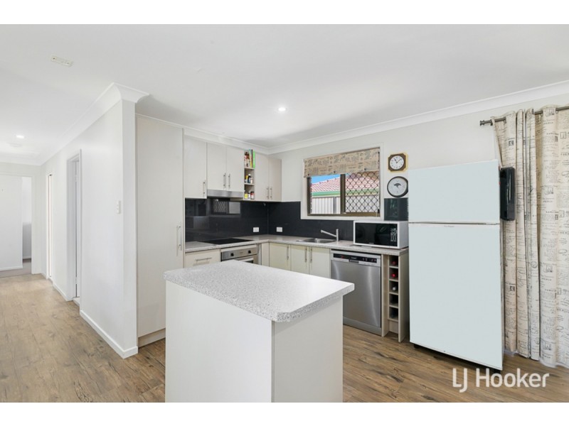 25 Boorana Street, Thorneside QLD 4158