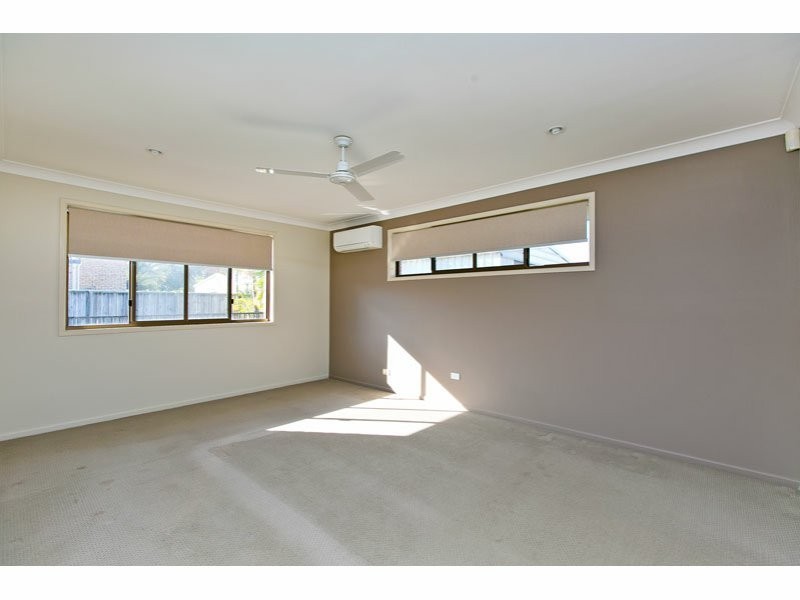 72 Dorsal Drive, Birkdale QLD 4159