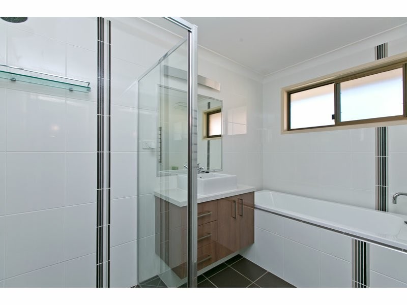 72 Dorsal Drive, Birkdale QLD 4159