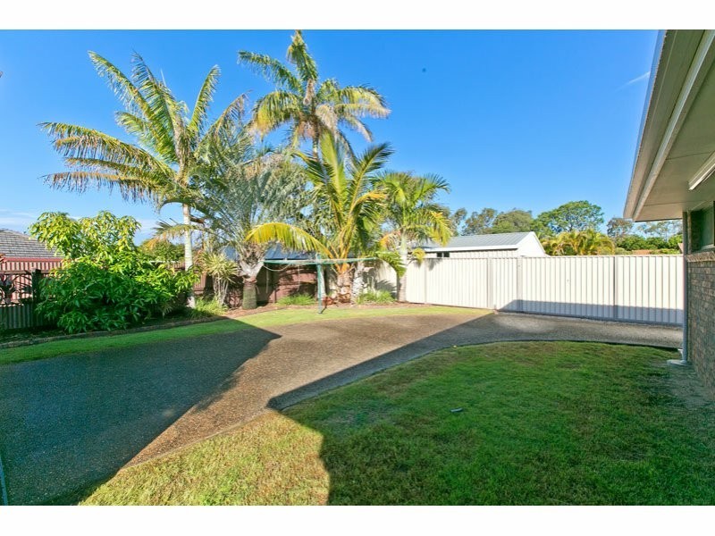 72 Dorsal Drive, Birkdale QLD 4159