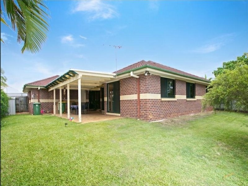 5 Byng Road, Birkdale QLD 4159