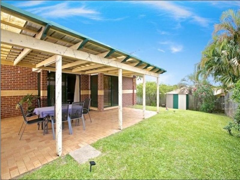 5 Byng Road, Birkdale QLD 4159