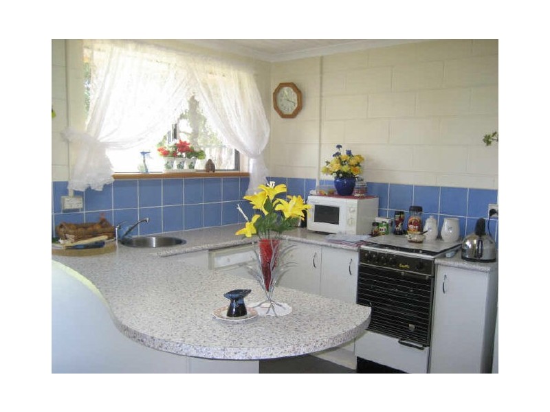 12 Aimeo Esplanade, Russell Island QLD 4184