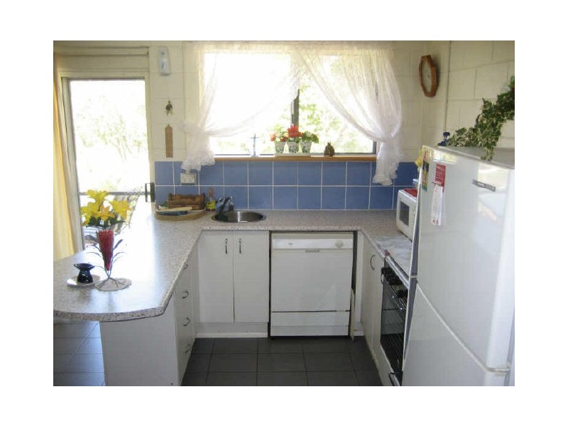 12 Aimeo Esplanade, Russell Island QLD 4184