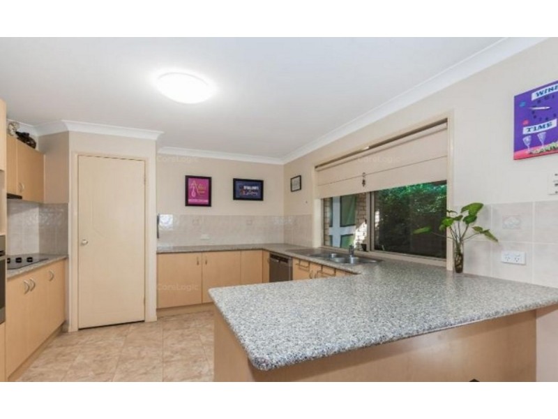 3 Stockton Close, Carindale QLD 4152