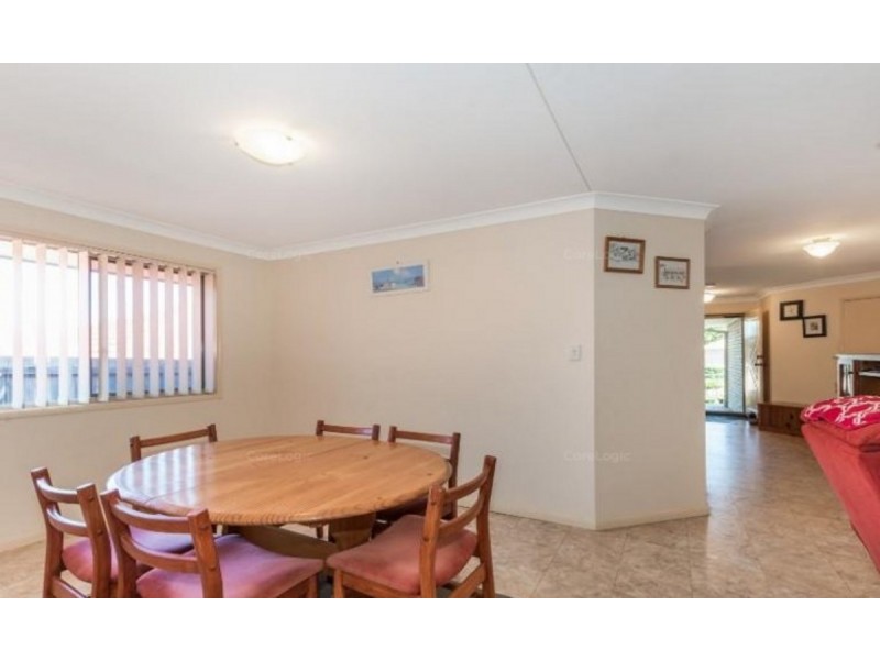 3 Stockton Close, Carindale QLD 4152