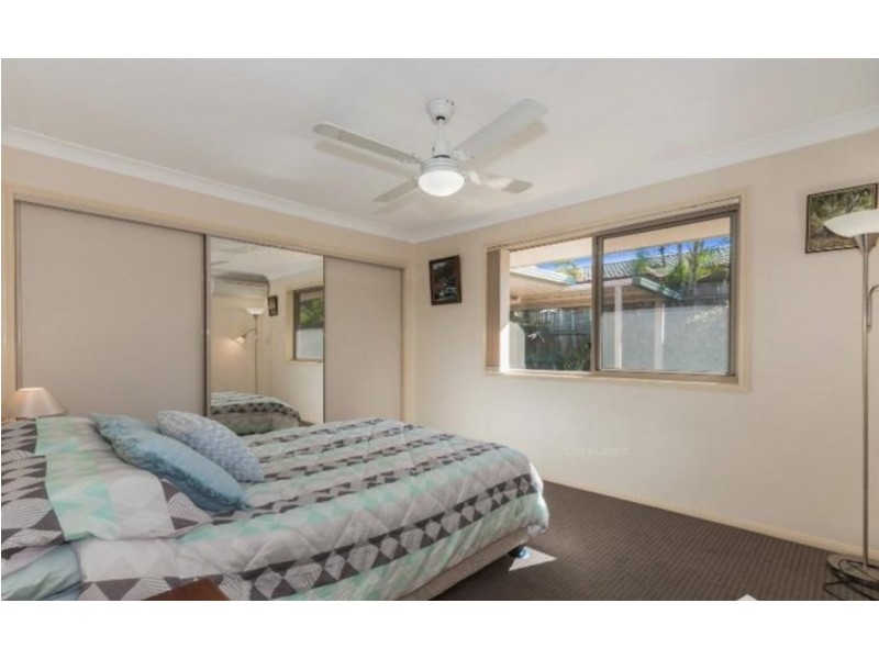 3 Stockton Close, Carindale QLD 4152