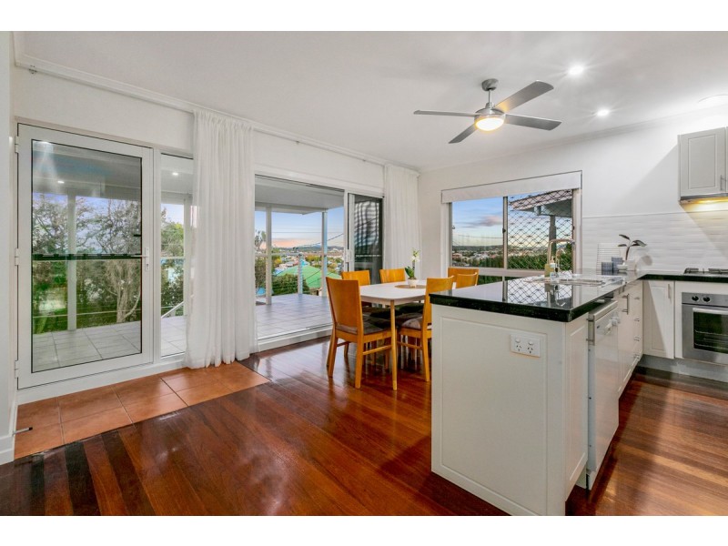 66 Bunowang Street, Balmoral QLD 4171