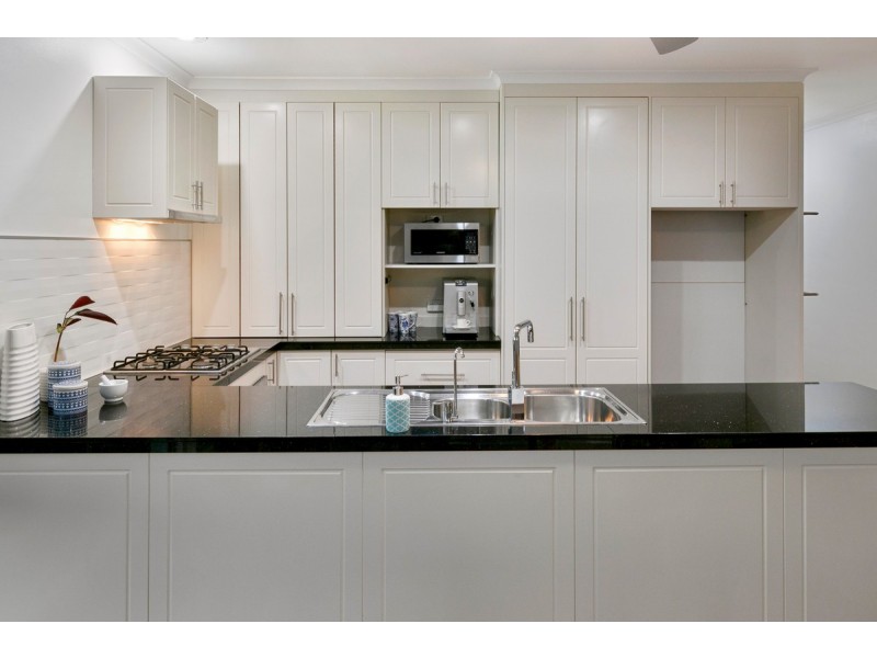 66 Bunowang Street, Balmoral QLD 4171