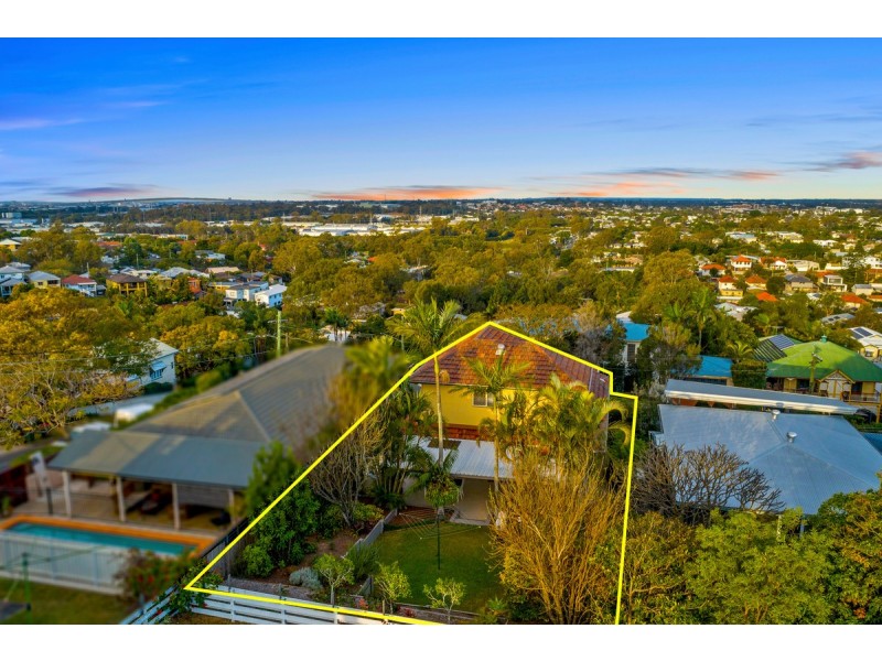 66 Bunowang Street, Balmoral QLD 4171