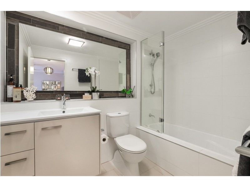 9/18 Barramul Street, Bulimba QLD 4171