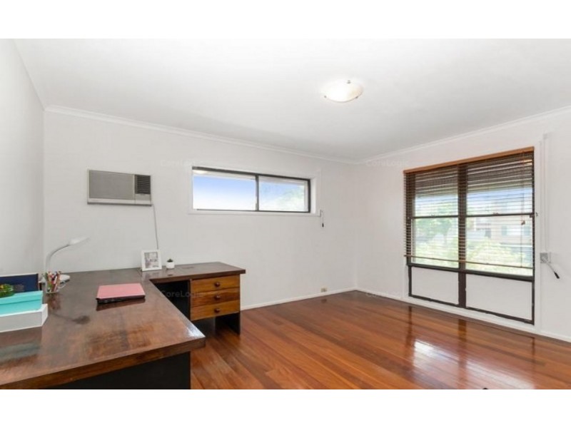 31 Ilya Street, Macgregor QLD 4109