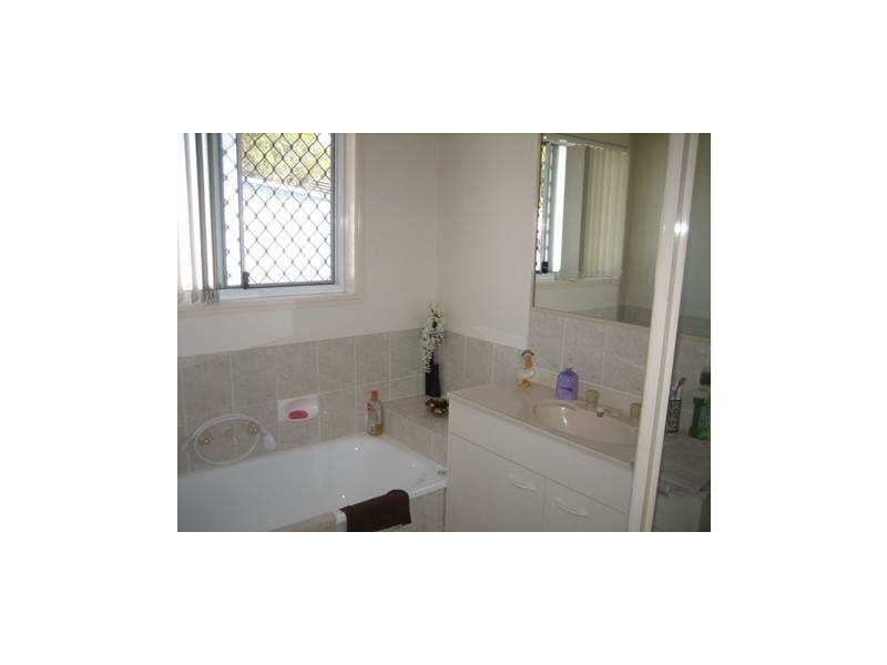 52 Marjorie Buckler Avenue, Redland Bay QLD 4165