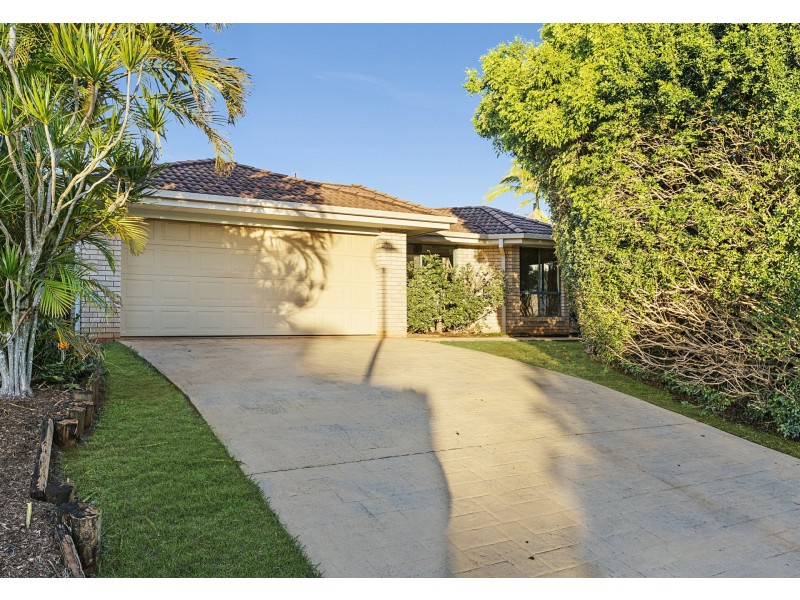 12 Westburn Court, Redland Bay QLD 4165