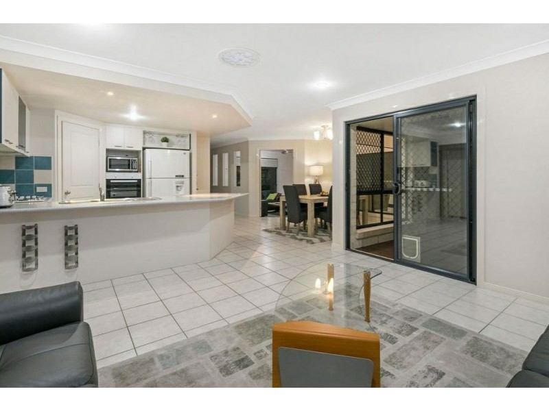 2 Poseidon Street, Cleveland QLD 4163