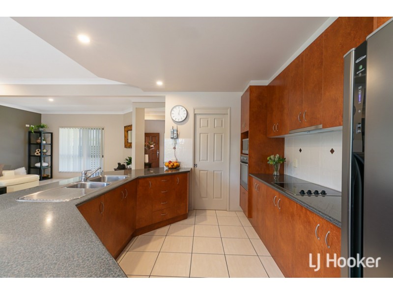 57 Morris Circuit, Thornlands QLD 4164