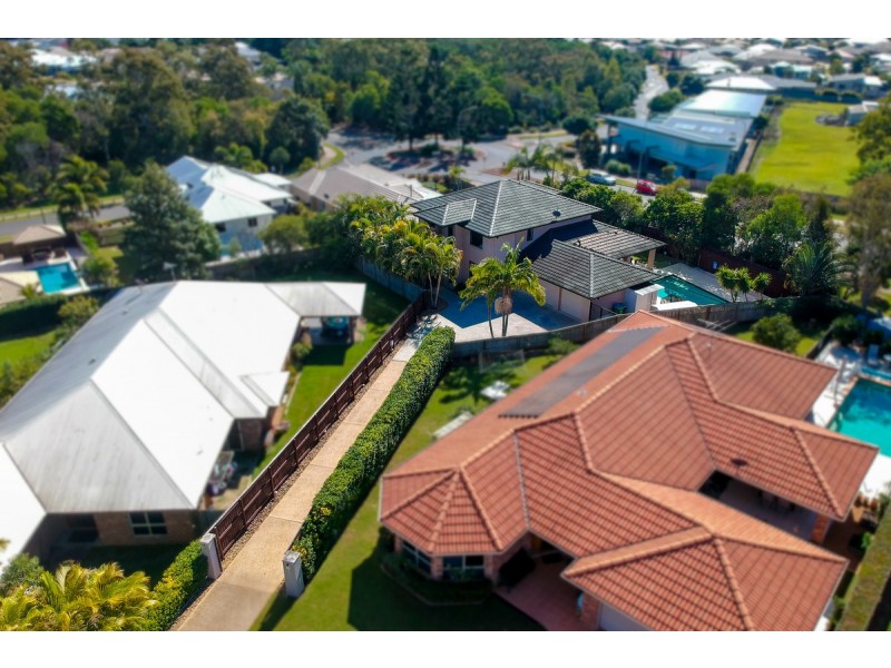 12 Ebony Crescent, Redland Bay QLD 4165