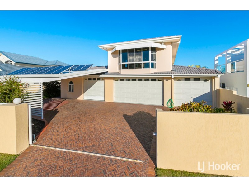 9 Mainsail Street, Birkdale QLD 4159