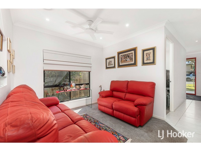 24 Frank Street, Thorneside QLD 4158