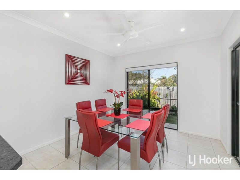 24 Frank Street, Thorneside QLD 4158