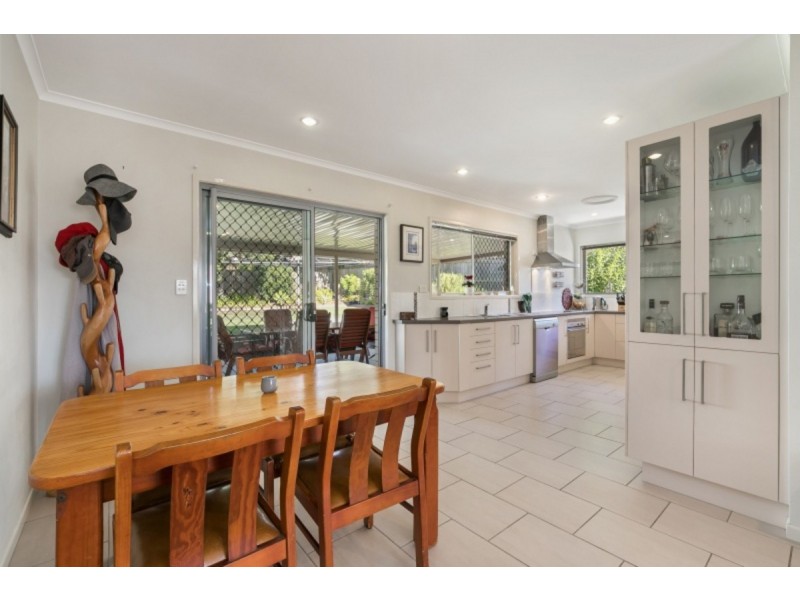 14 McCracken Street, Wishart QLD 4122