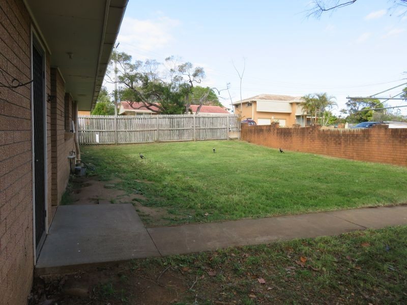 9 Taylor Crescent, Cleveland QLD 4163