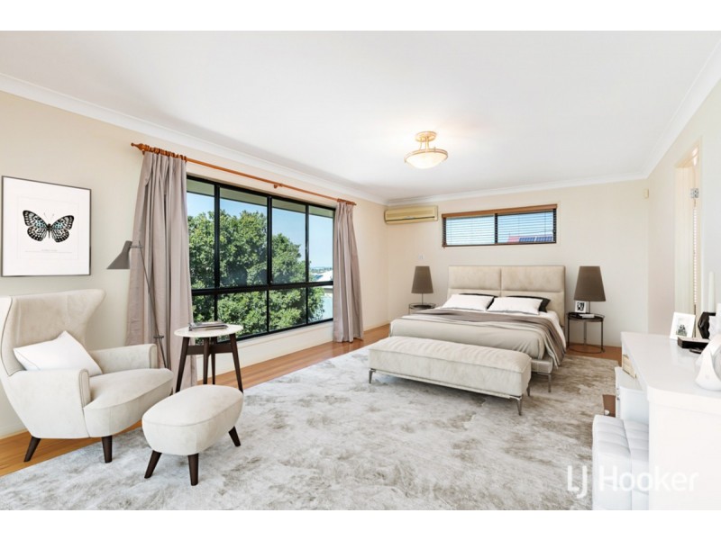 5 Bribie Close, Redland Bay QLD 4165
