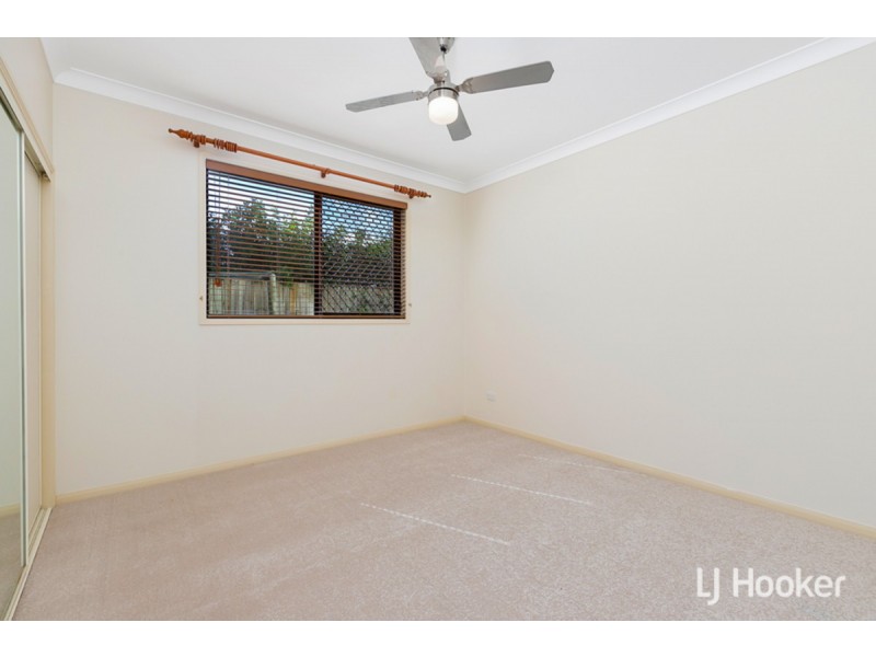 5 Bribie Close, Redland Bay QLD 4165