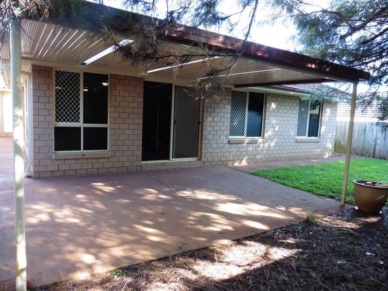 12 Lanyard Place, Redland Bay QLD 4165